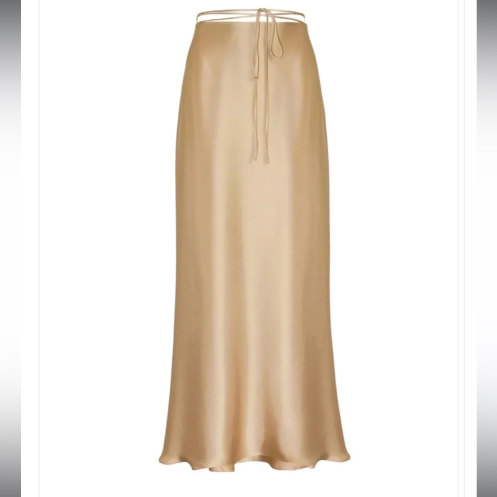 Orseund Iris ballerina maxi skirt! NWT and original clothing cover